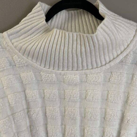 We The Free Sweater - Picture 4 of 7